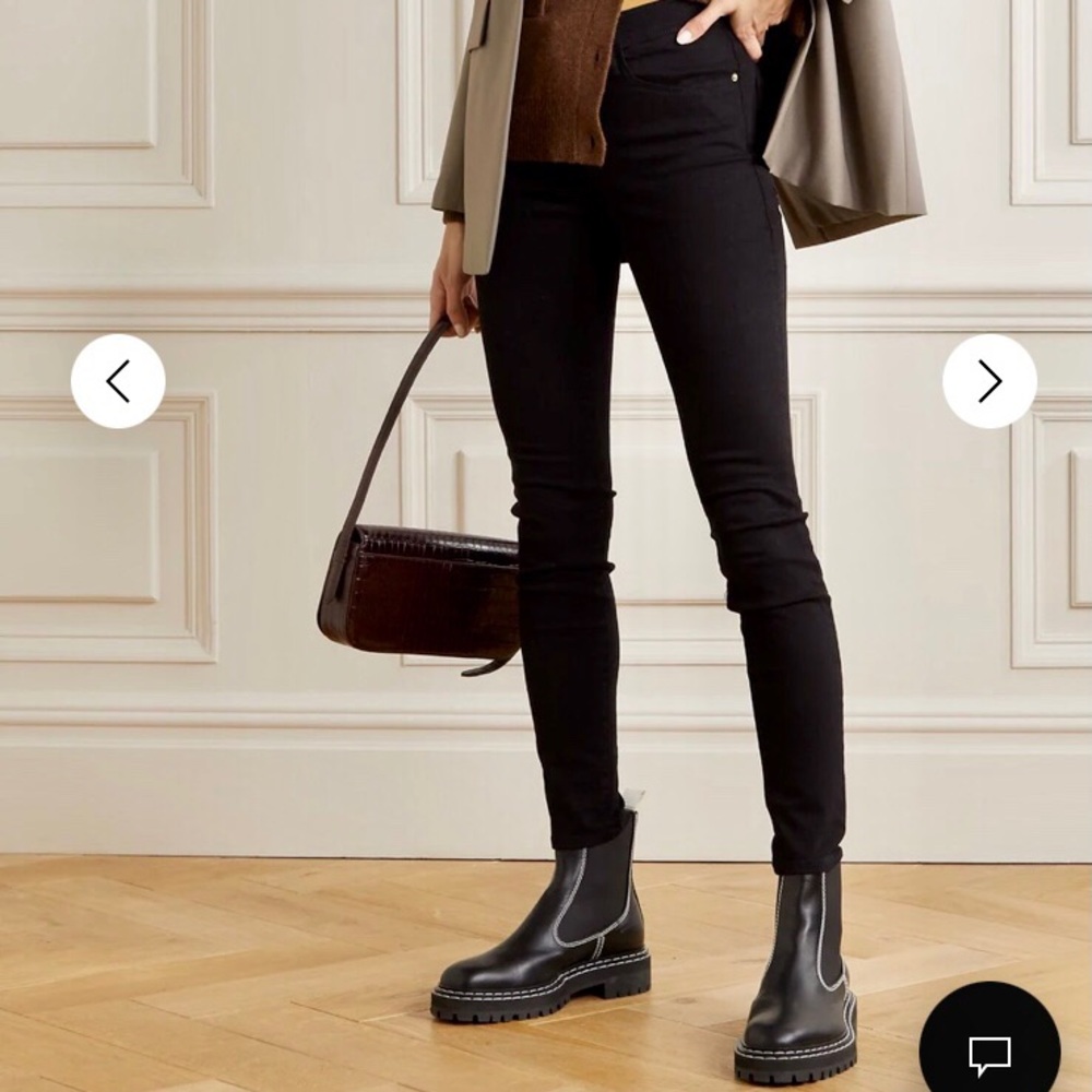 NWT FRAME LE SKINNY DE JEANNE JEANS